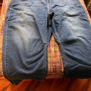 Old Navy Barrel legged jeans. .